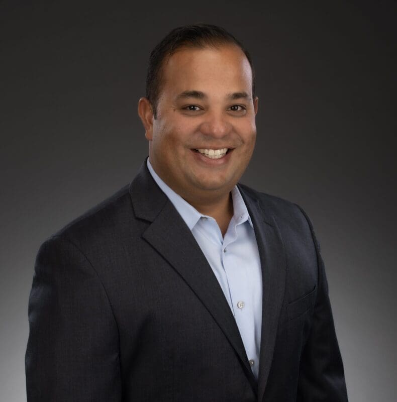 Luis Rivera headshot