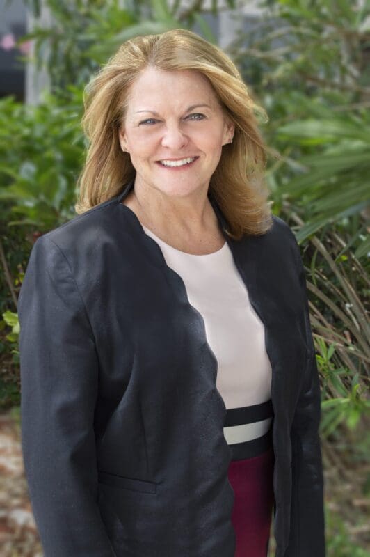 Tami Swanson headshot